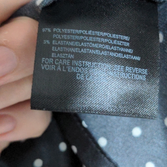 🌷Black & White Blouse - Picture 13 of 14